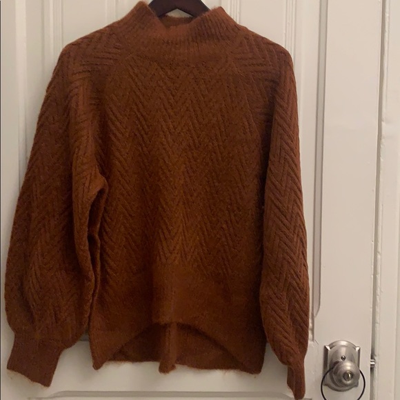 Abercrombie & Fitch Sweaters - NWT Burnt Orange/Tan A&F Sweater size M